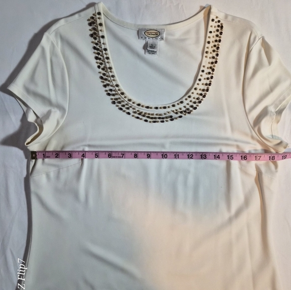 ​Talbots Petites White Beaded Neckline Short Sleeve Top Size LP - Picture 4 of 9